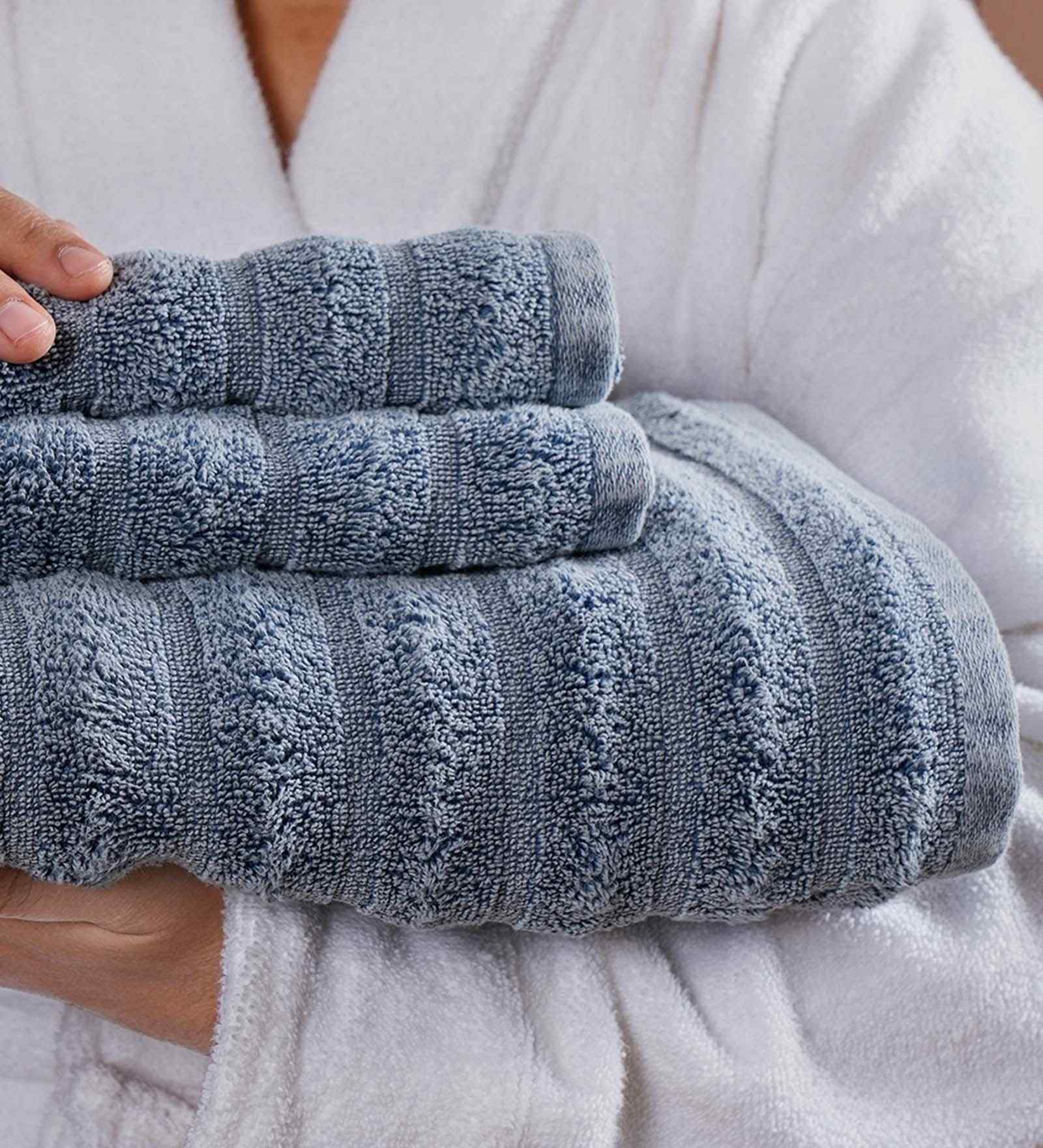 Blue Cotton Solid 550 GSM Bath & Hand Towel Set (3Pc)