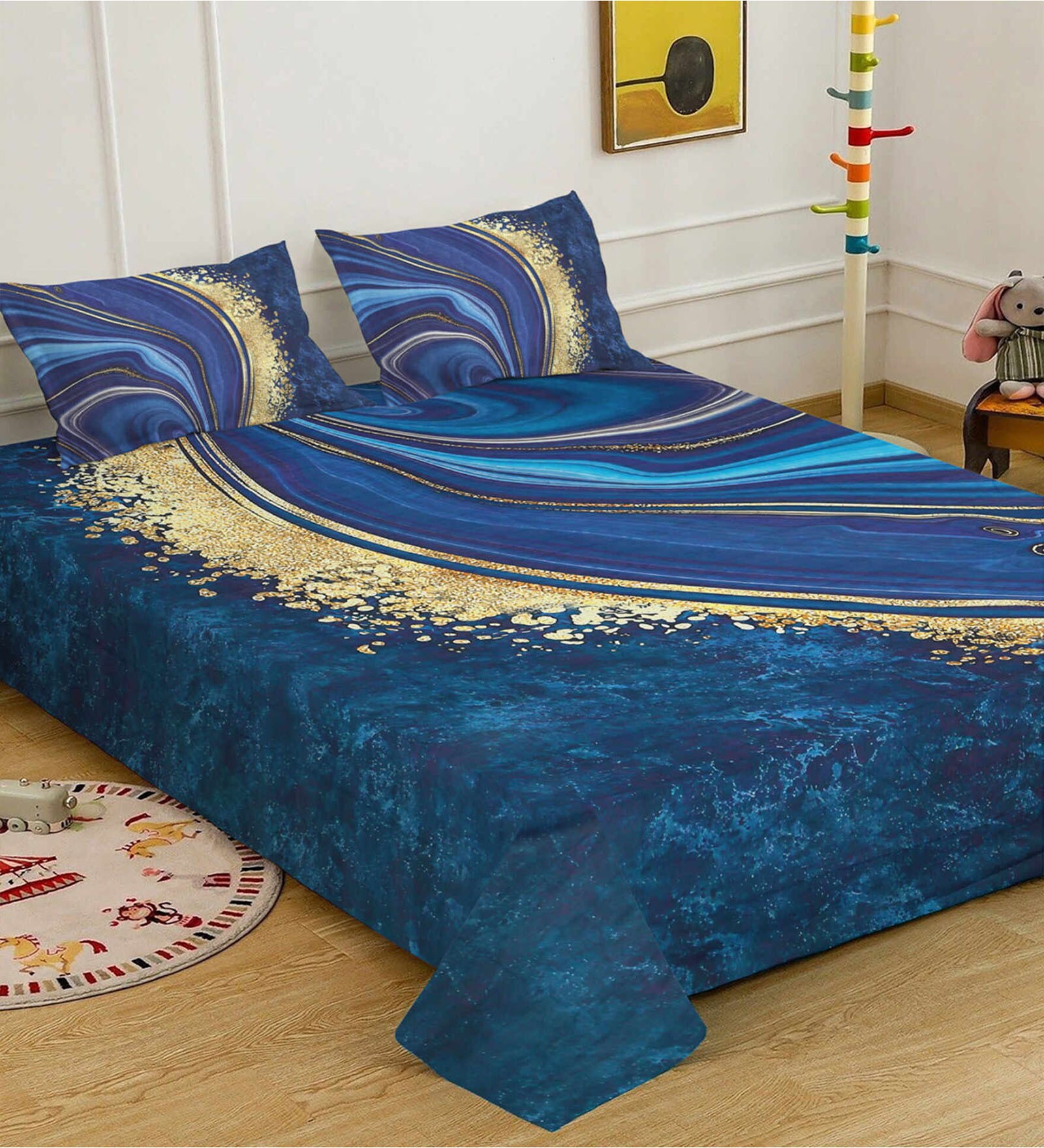Blue Digital Abstract Printed Cotton Blend Double Bedsheet with 2 Pillow Covers
