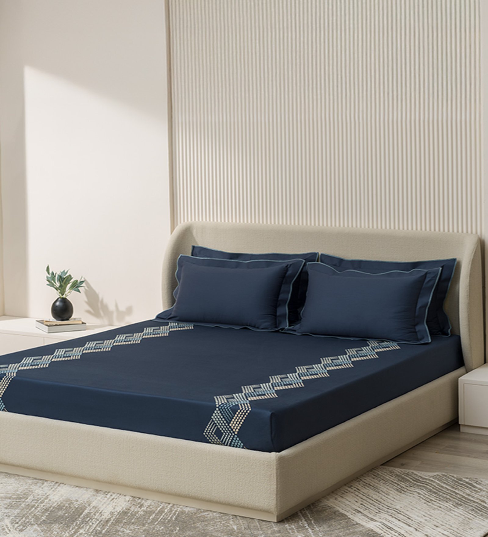 Blue Embroidered 210 TC Cotton King Sized Bedsheet with 2 Pillow Covers