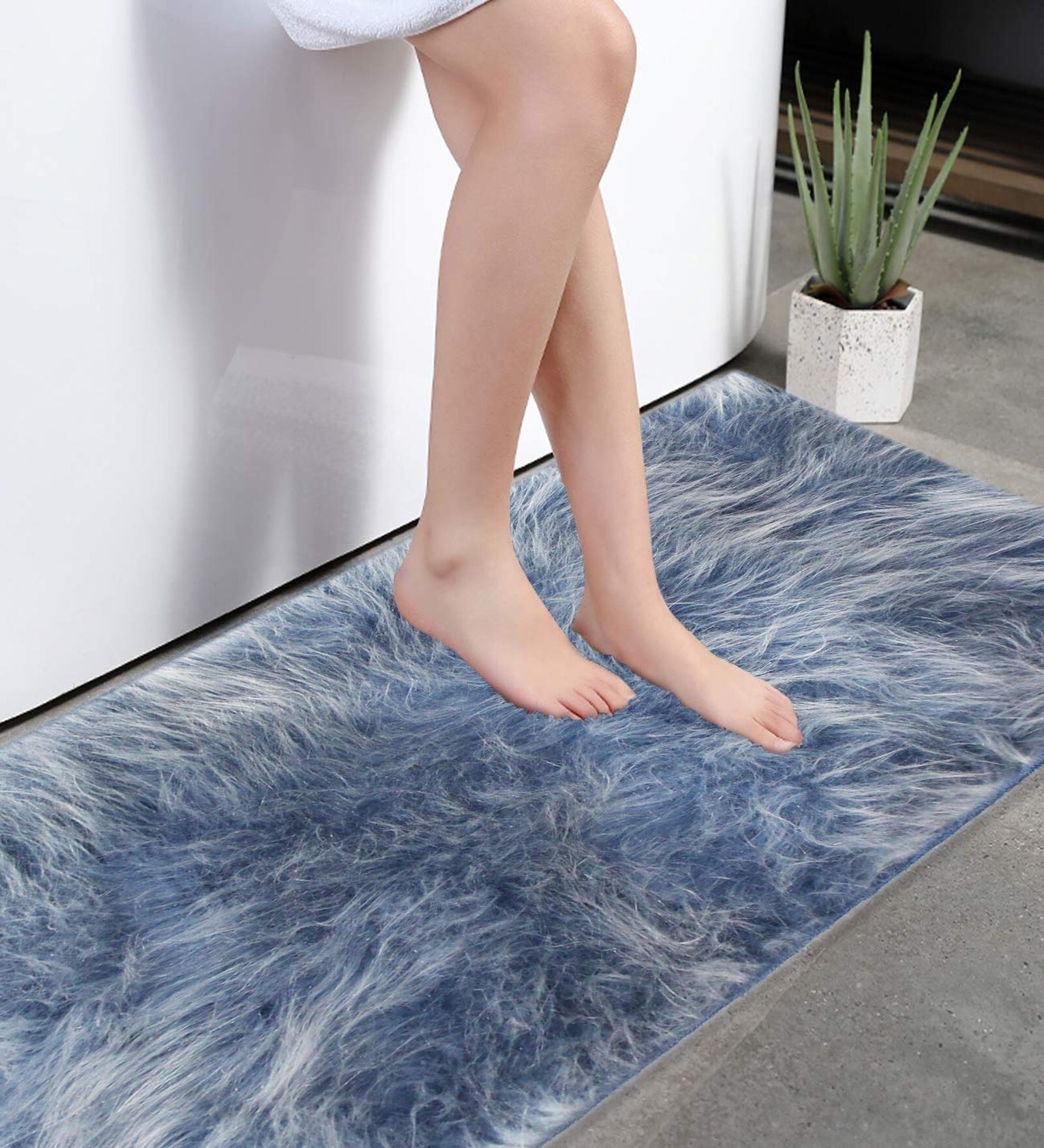 Blue Faux Fur 16x24 Inches Washable Bath Mat