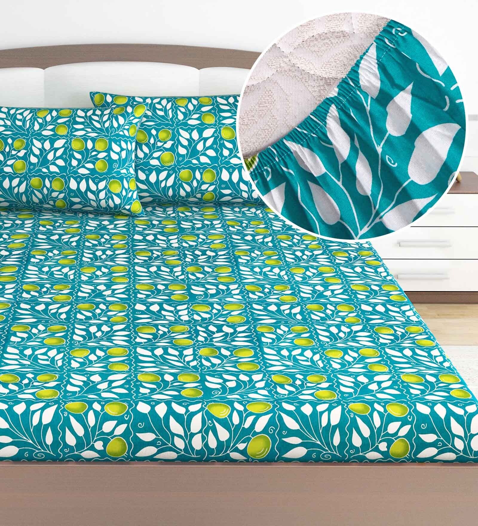 Blue Floral 144 TC Cotton King Fitted Bedsheet with 2 Pillow Covers