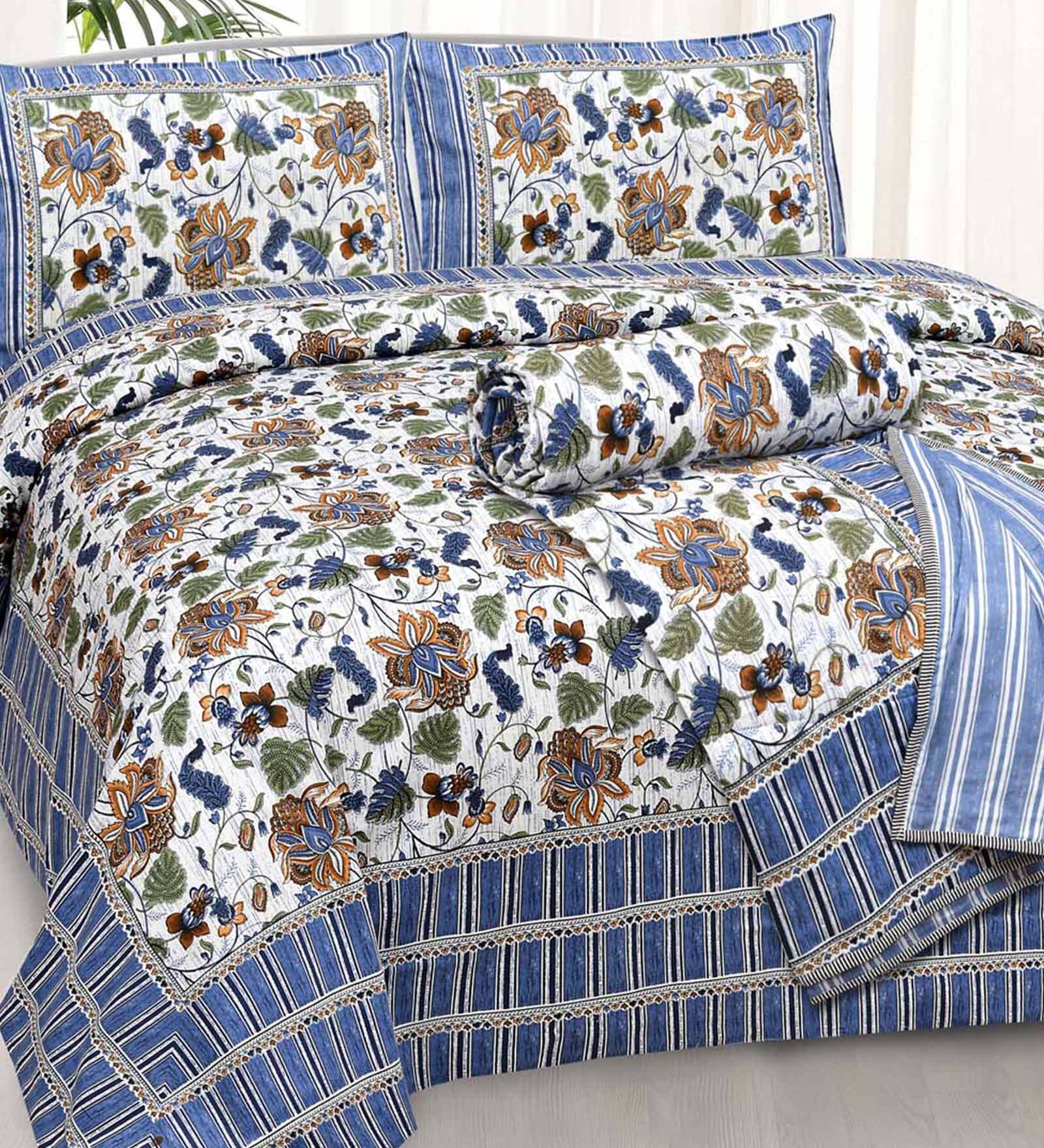 Buy Blue Floral 210 TC Cotton 4 Pieces Bedding Gift Set by Jaipur