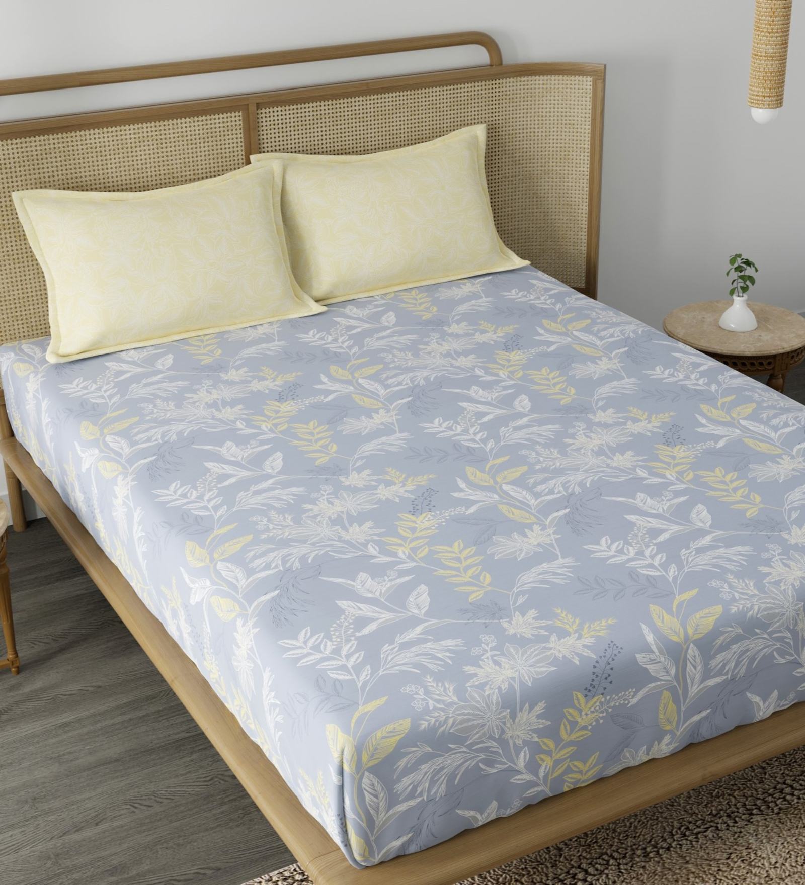 Blue Floral 210 TC Microfiber Double King Size Bedsheet With 2 Pillow Covers