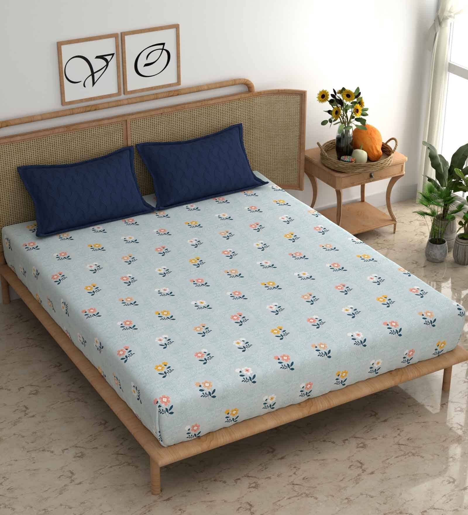 Blue Floral 210 TC Microfiber King Bedsheet With 2 Pillow Covers