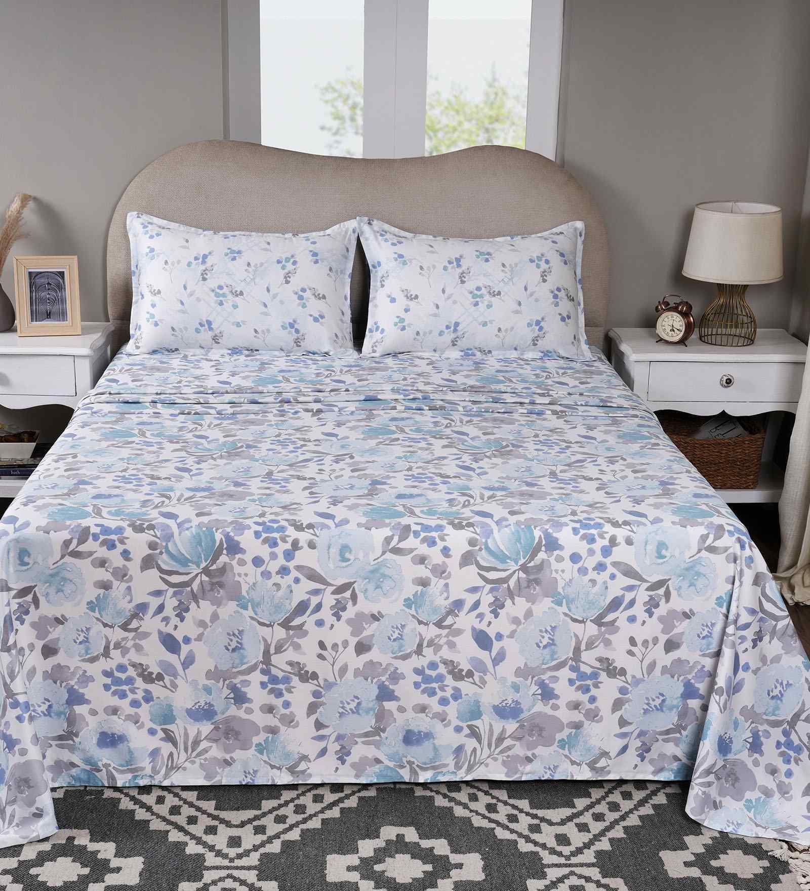 Blue Floral Print 300 TC Cotton King Size Bed Sheet with 2 Pillow Covers Sensory Bloom Collection