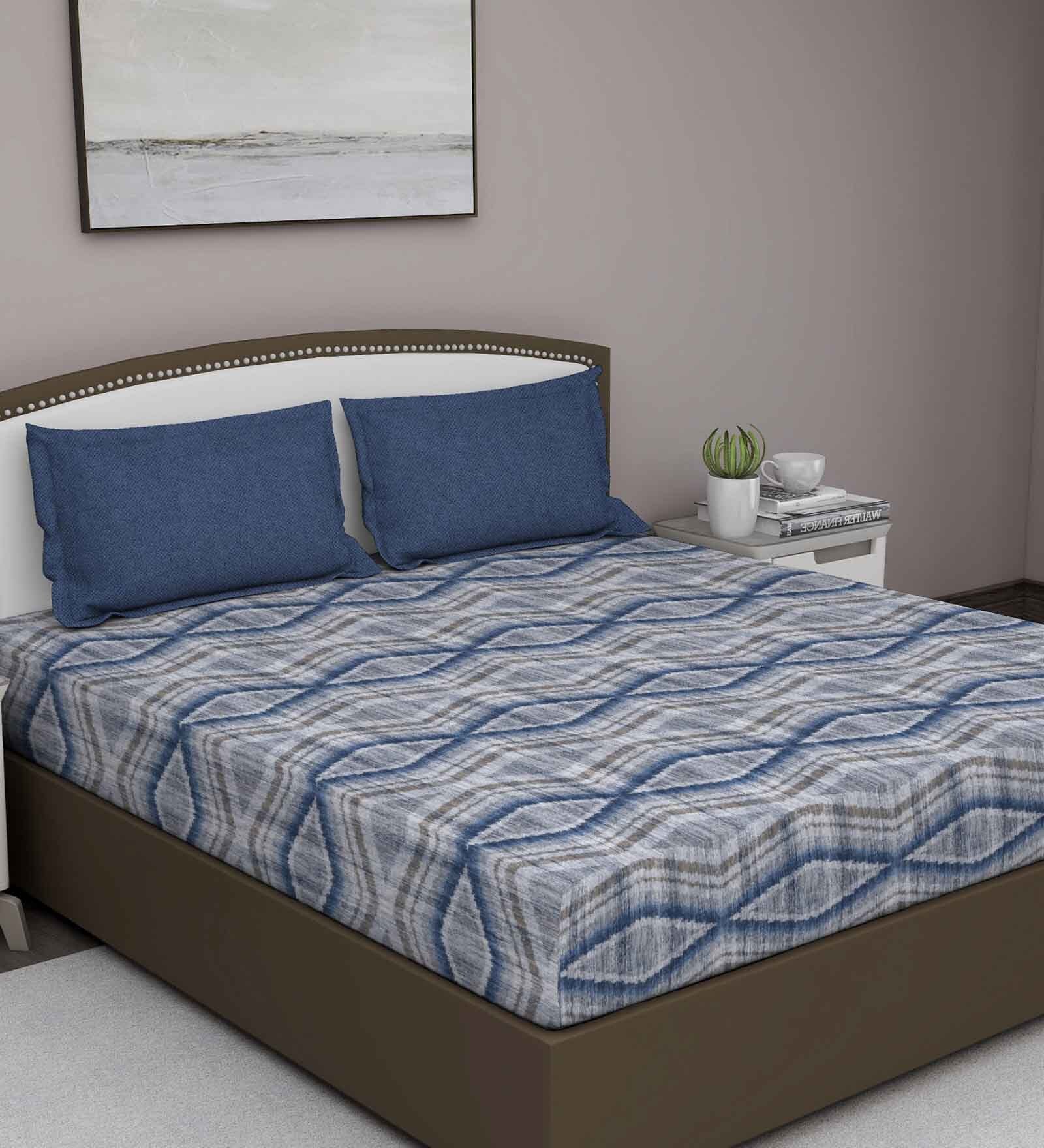 Blue Geometric 180 TC Cotton Queen Sized Bed Sheets with 2 Pillow Covers
