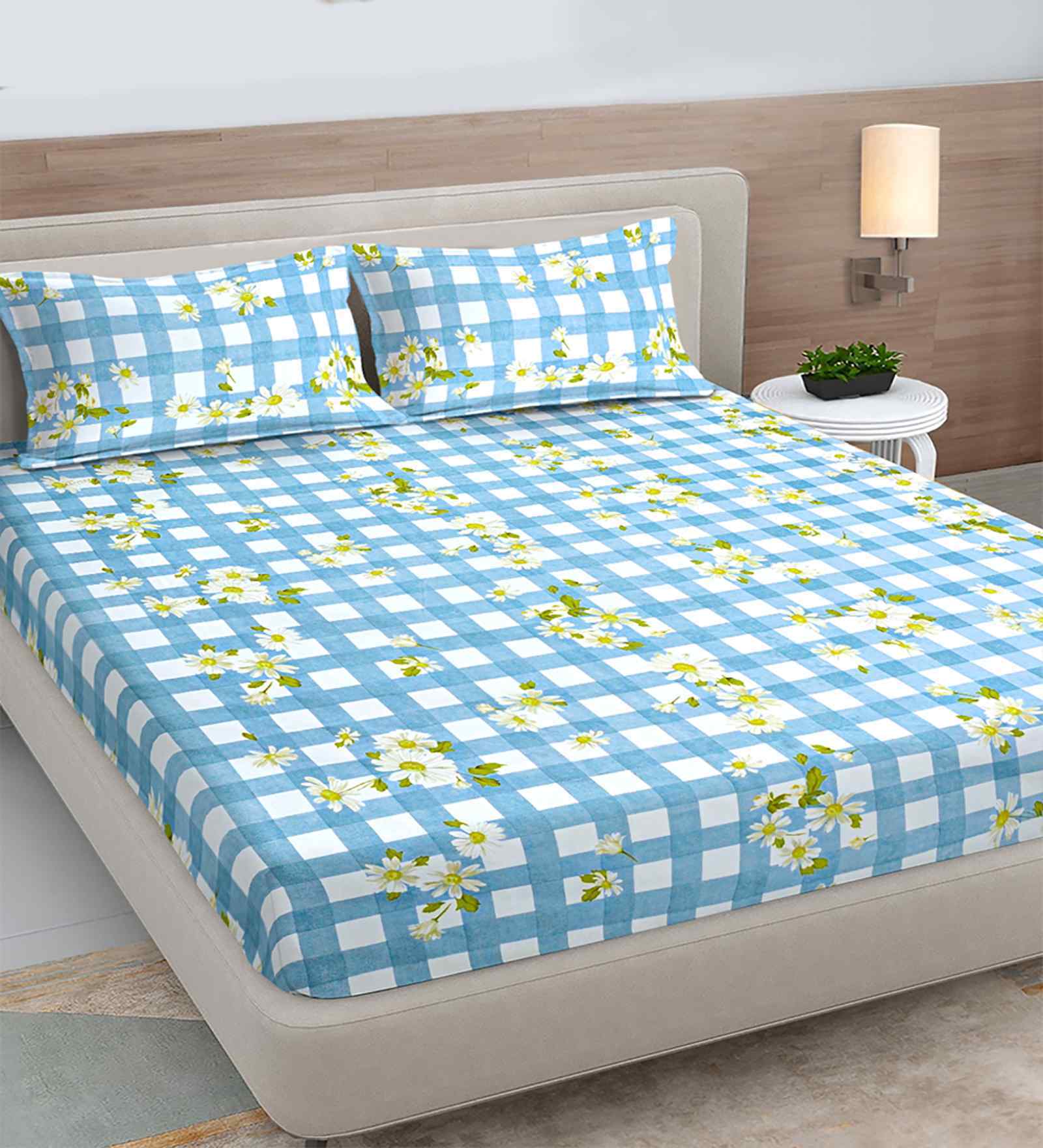 Blue Geometric 300 TC Cotton Blend King Size Double Bedsheet with 2 Pillow Covers