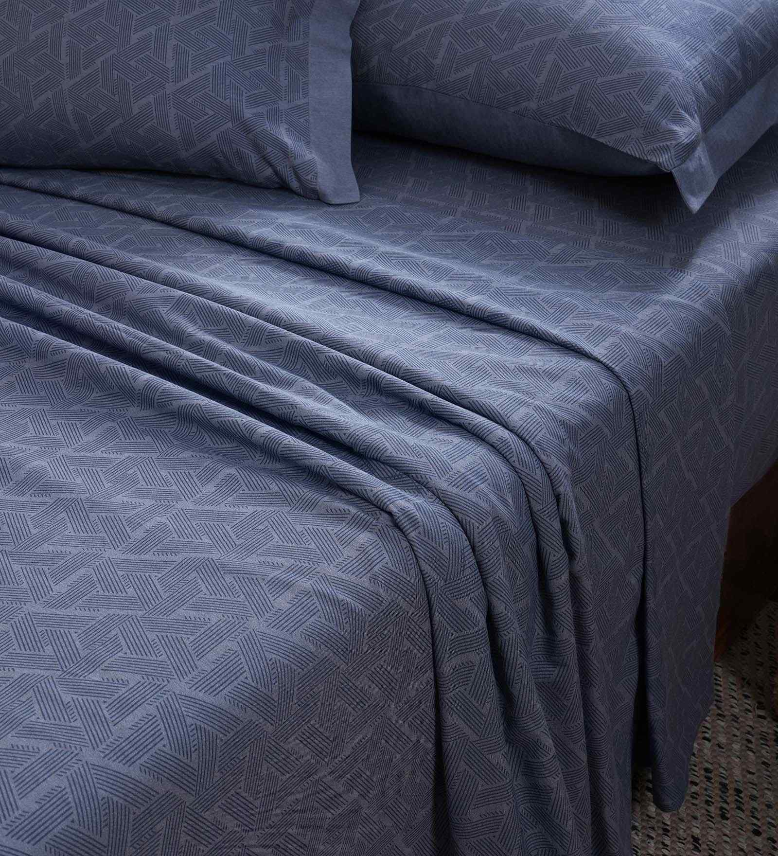 Blue Geometric Print 300 TC Cotton King Size Bed Sheet with 2 Pillow Covers 24 Collection