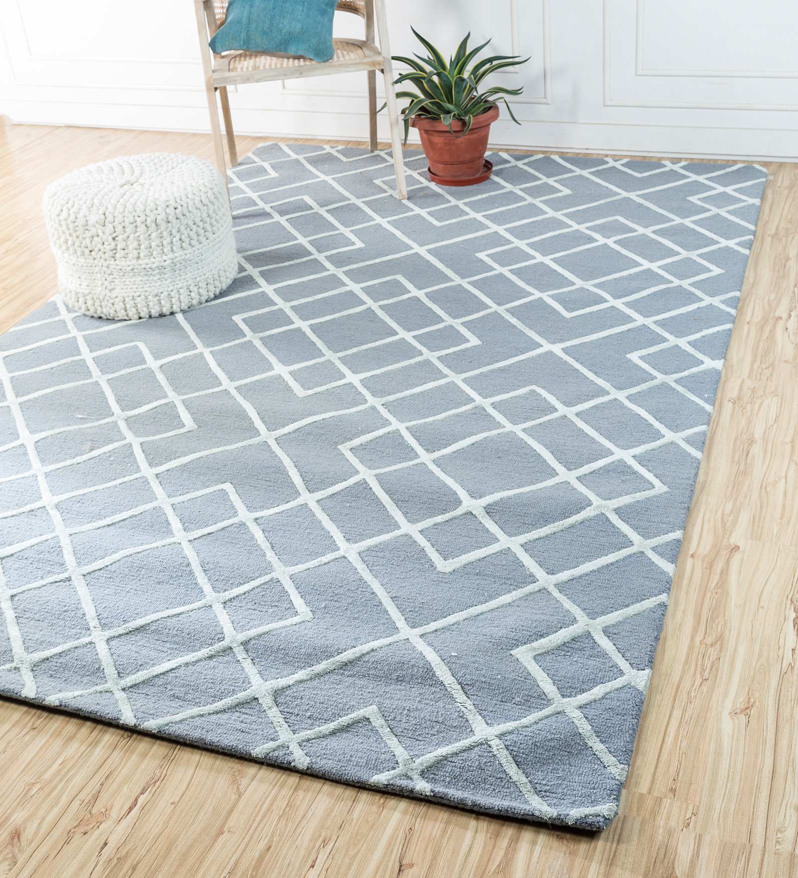 Buy Geometrical Pattern Wool Hand Tufted 6 x 9 Feet Carpet by Asterlane ...