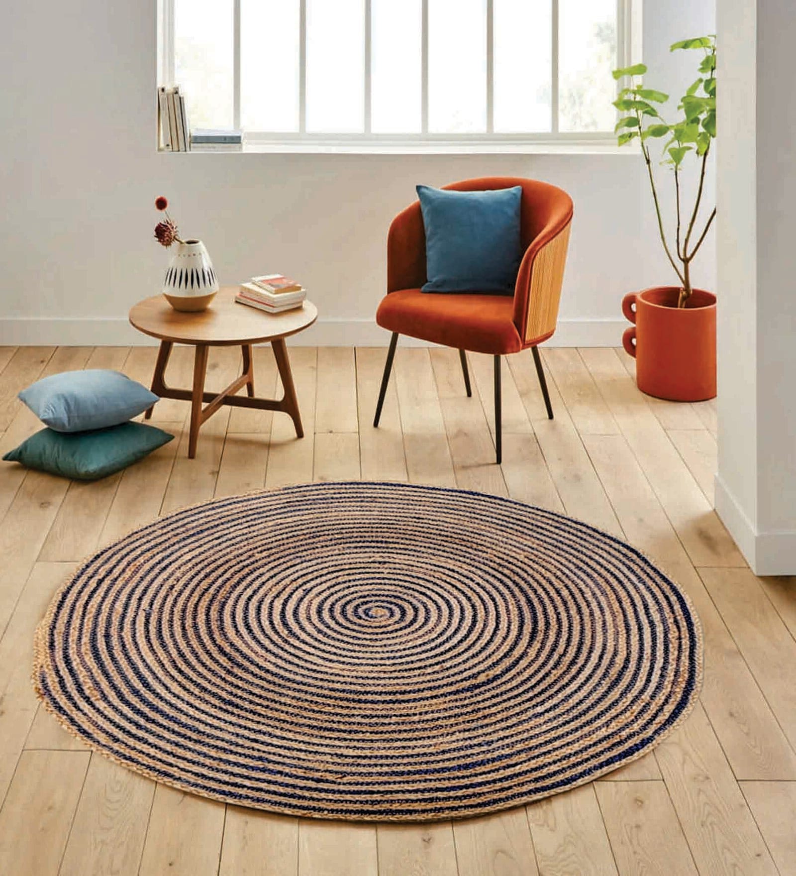 Blue Geometric Jute 3 ft x 3 ft Machine Made Round Carpet