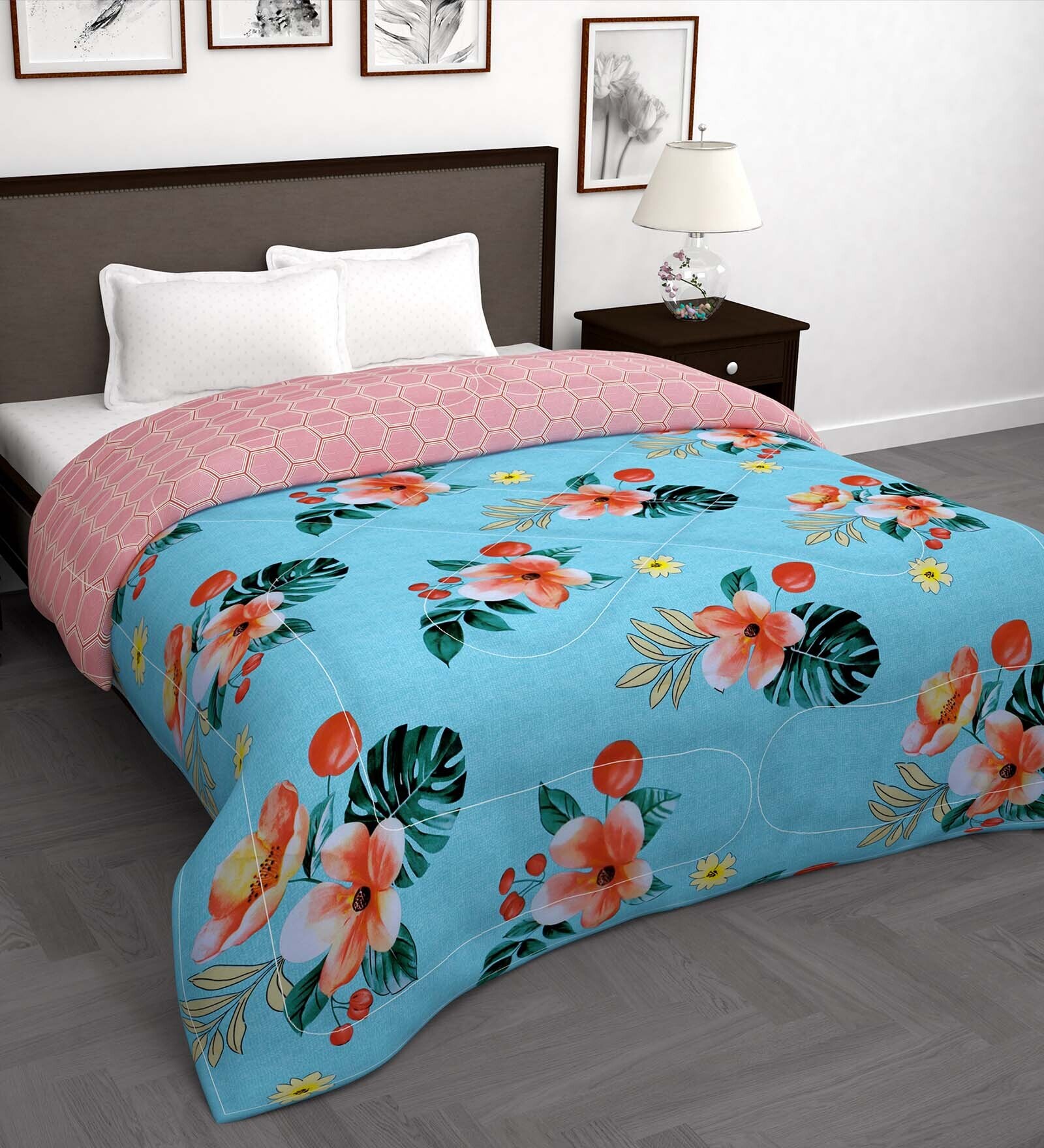 Blue Microfiber Geometric 180 GSM Fusion Reversible Single Comforter