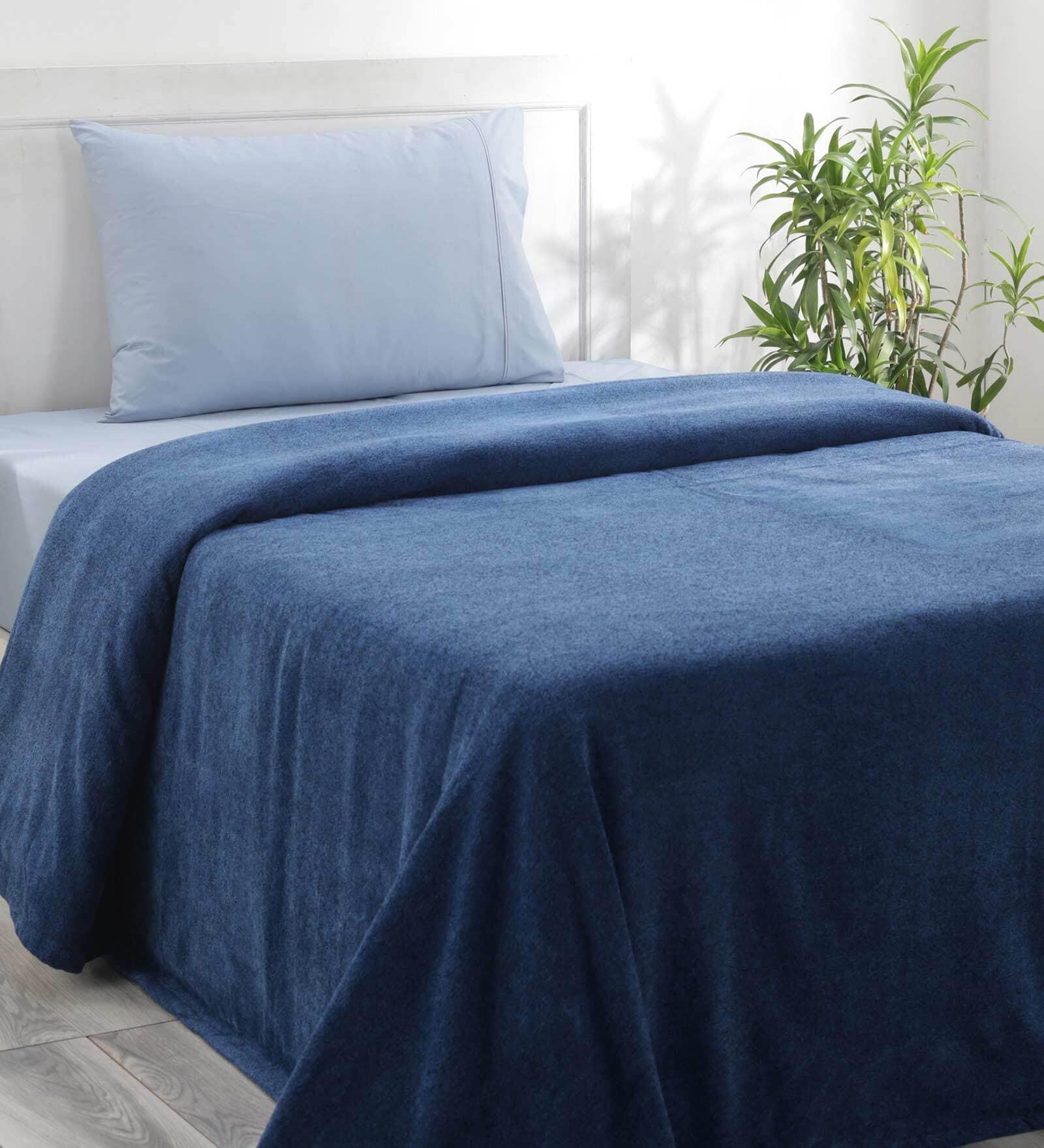 Blue Solid 110 TC Cotton Single Bed Cover