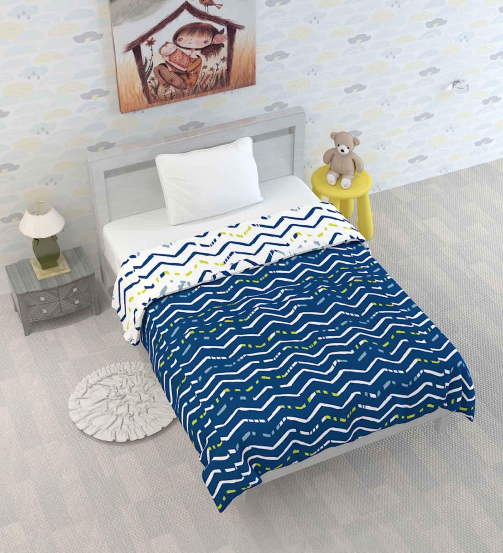 Blue Polyester Patterned 120 GSM Single Bed Kids Dohar