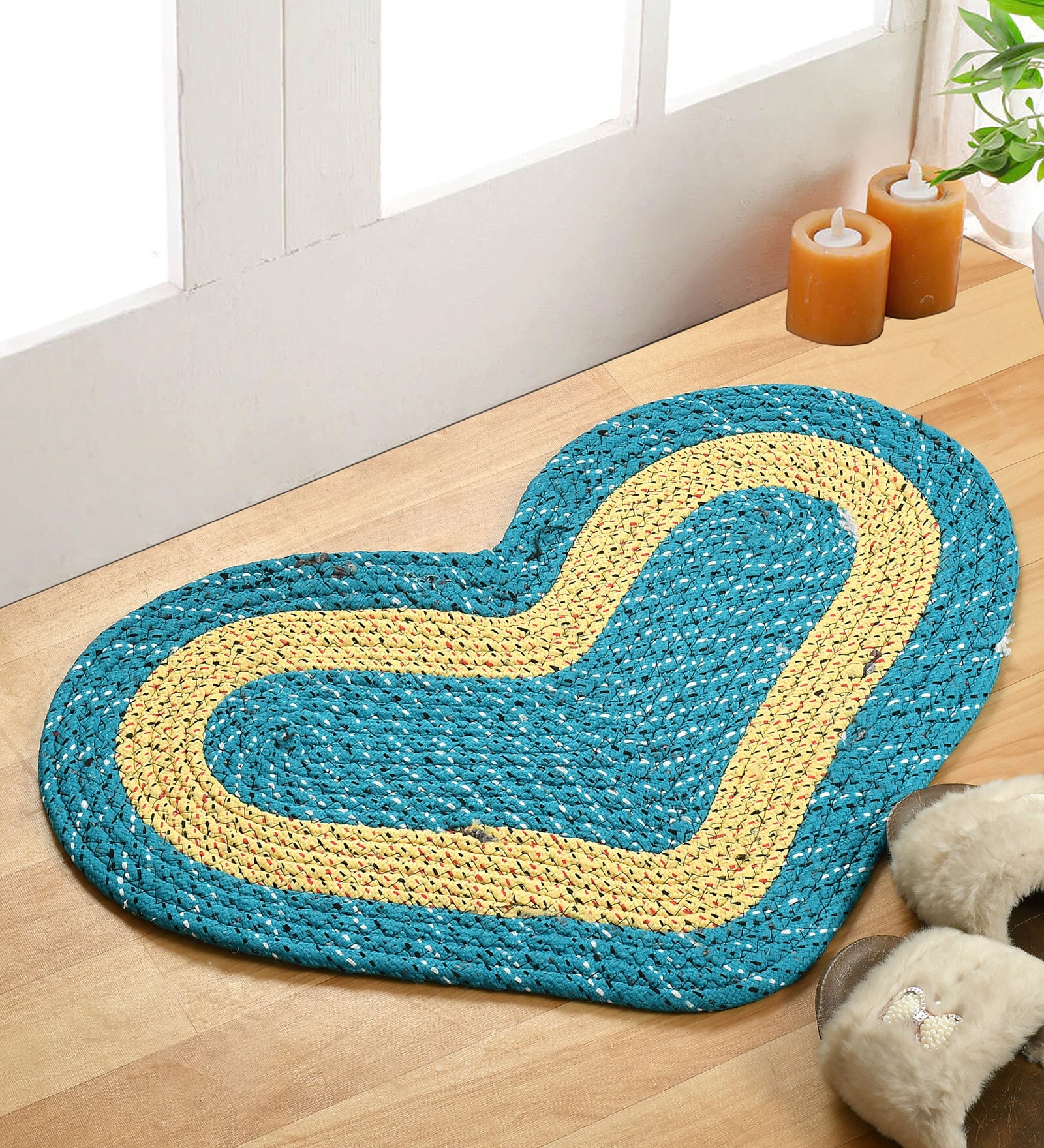 Blue Polypropylene Heart Shaped Max Absorbent 16X24 Inches Bath Mat