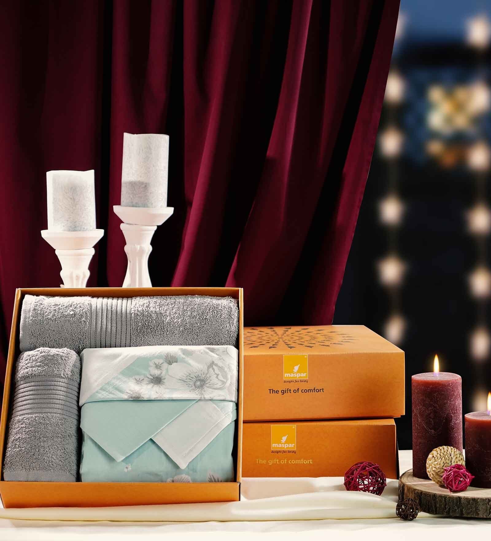 Blue Assorted 200 TC Cotton King Bedsheet With 2 Pillow Covers,2 Bath Towels and Box