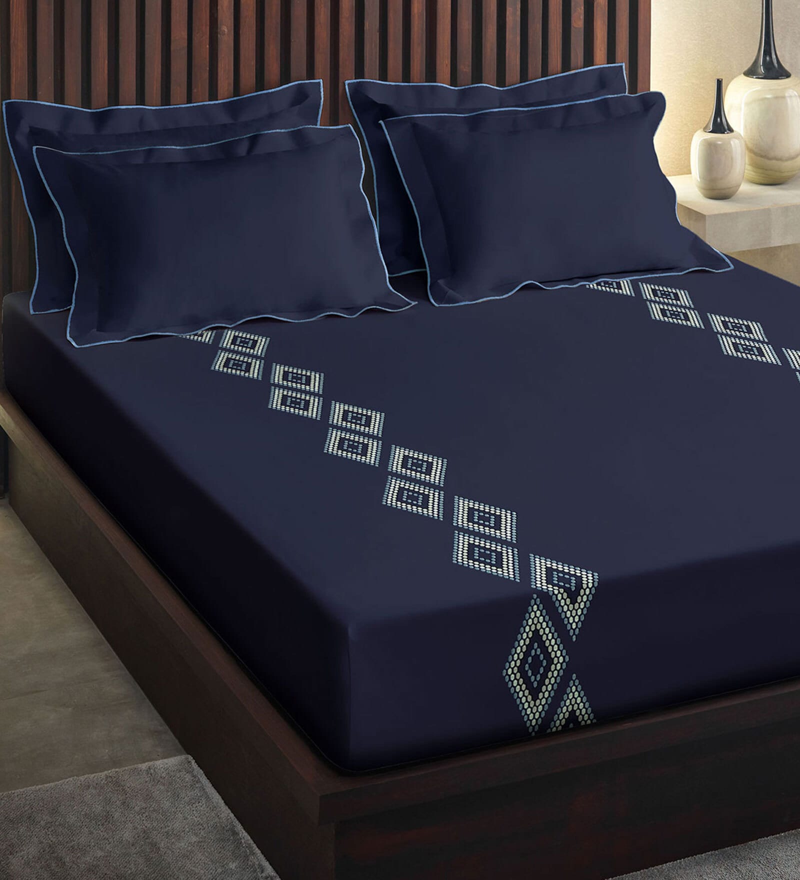 Blue Geometric 180 TC 100% Cotton King Sized Bed Sheets with 2 Pillow Covers
