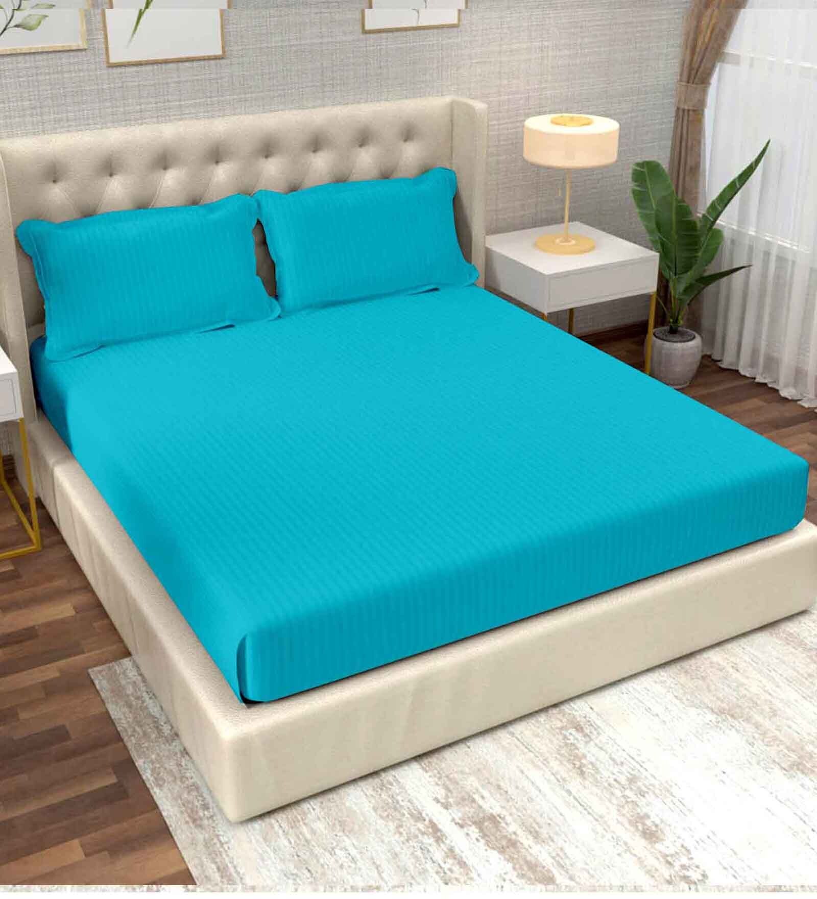 Blue Solid 220 TC Cotton King Bedsheet with 2 Pillow Covers