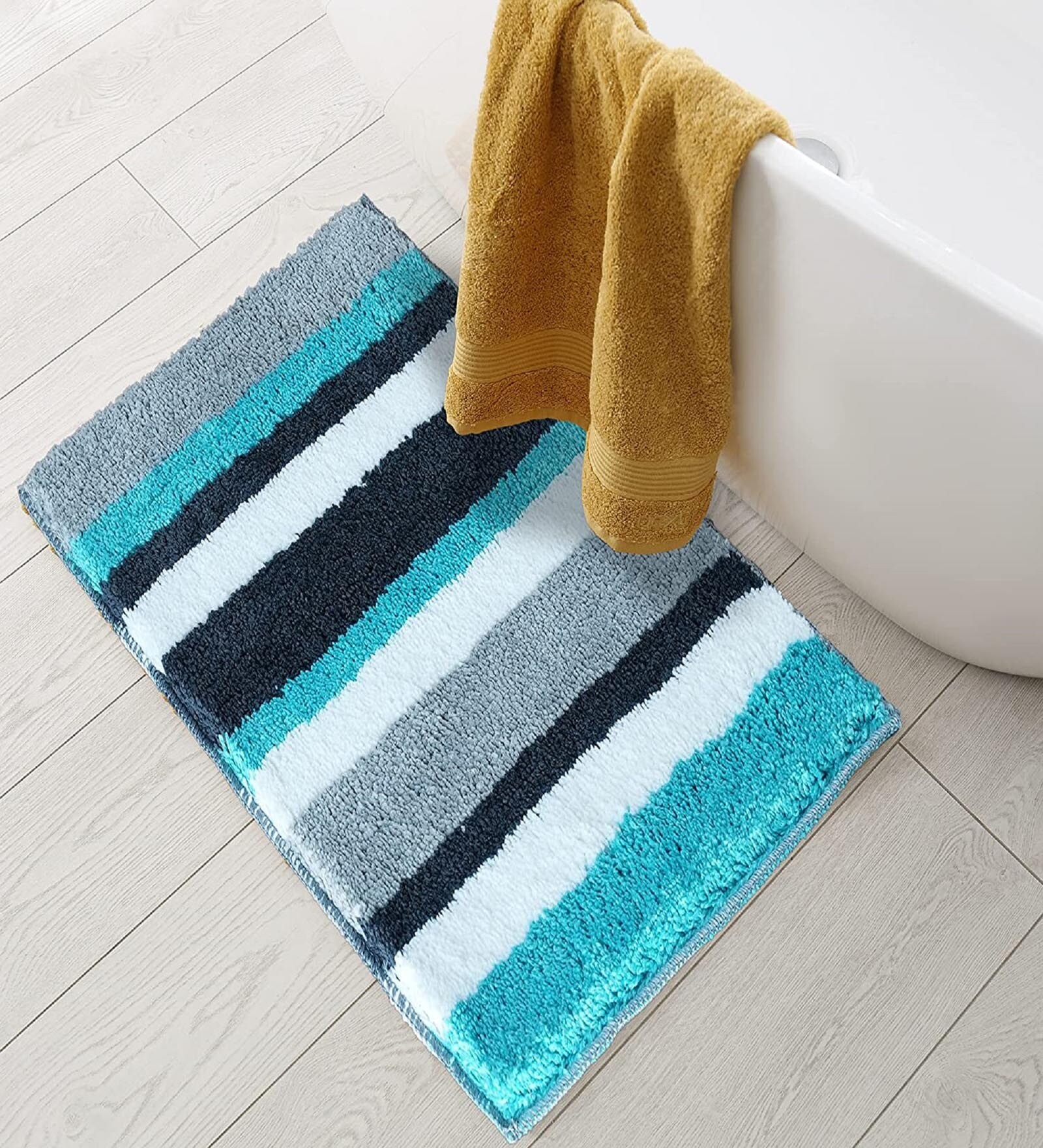 Blue Geometric Microfibre 32x20 Inches Super Soft Bath Mat