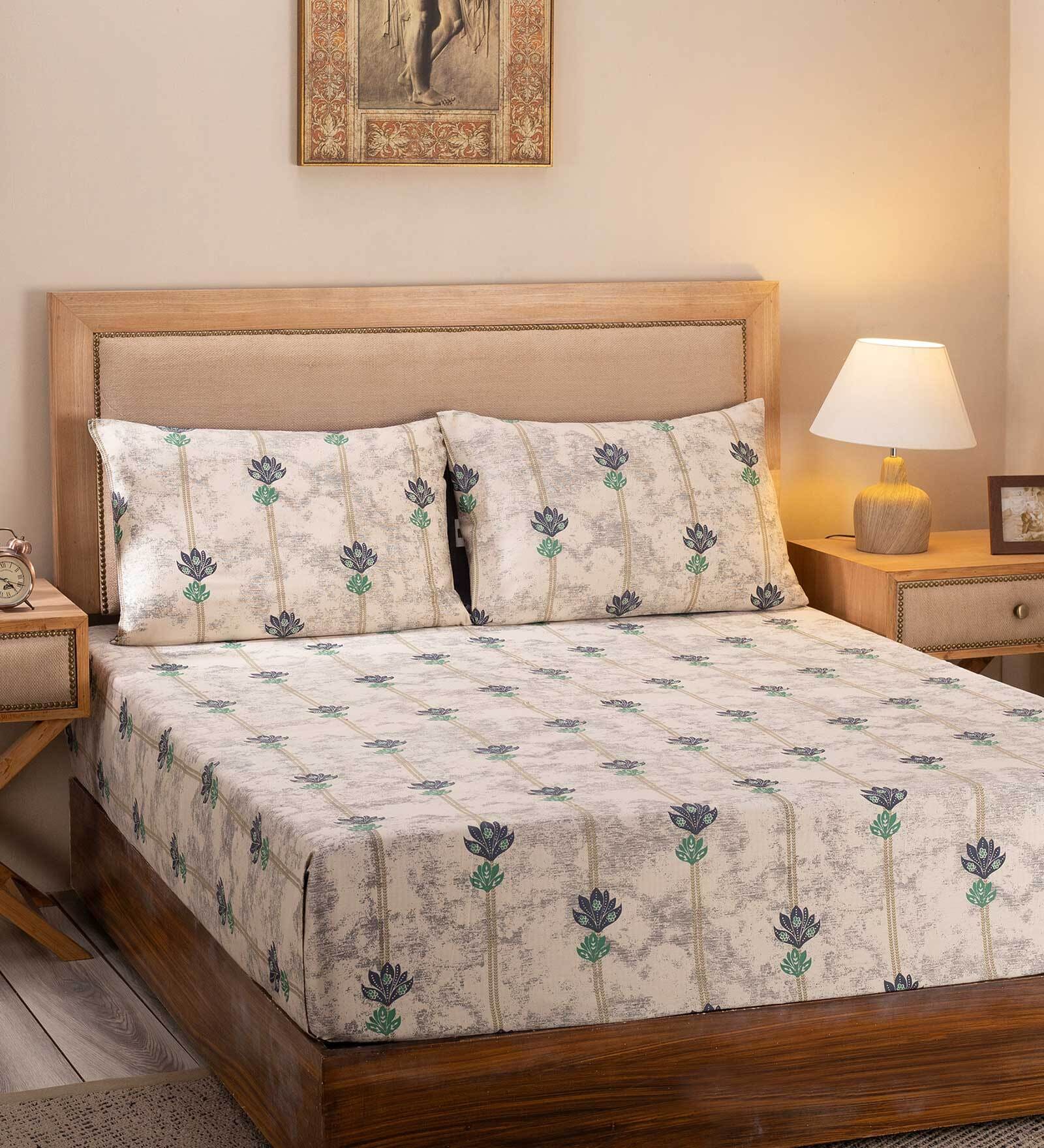 Blue Traditional 300 TC 100% Cotton Queen Sized Bed Sheets with 2 Pillow Covers