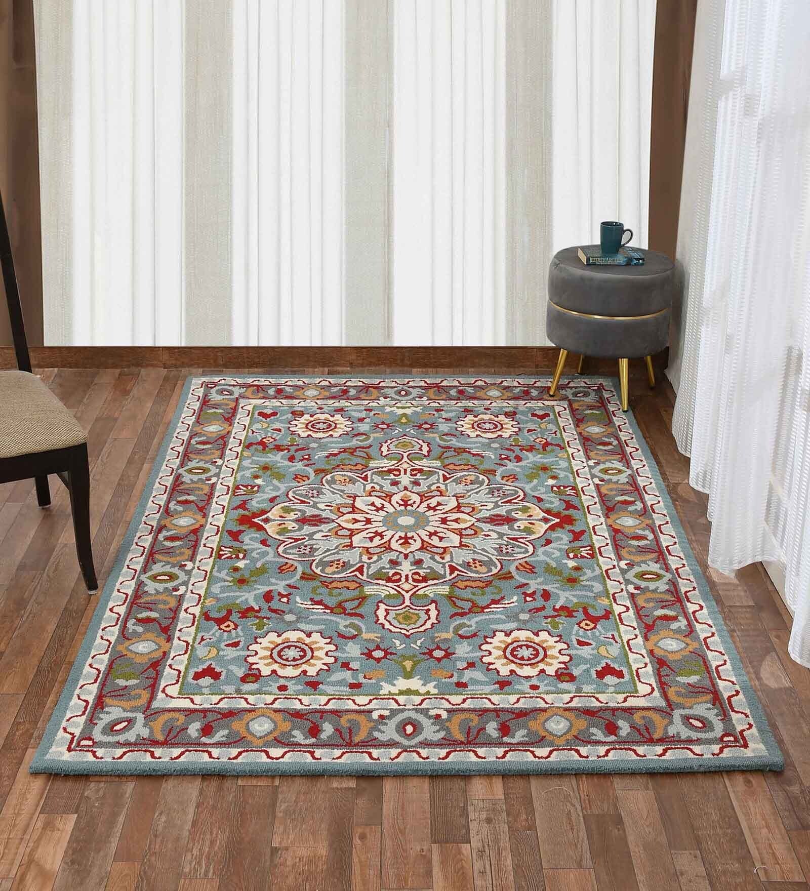 Blue Traditional Wool 6 ft x 9 ft Hand Tufted Carpet