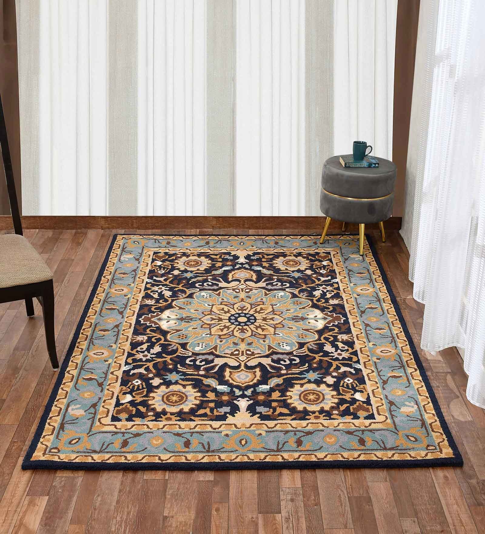 Blue Traditional Wool 6 ft x 9 ft Hand Tufted Carpet