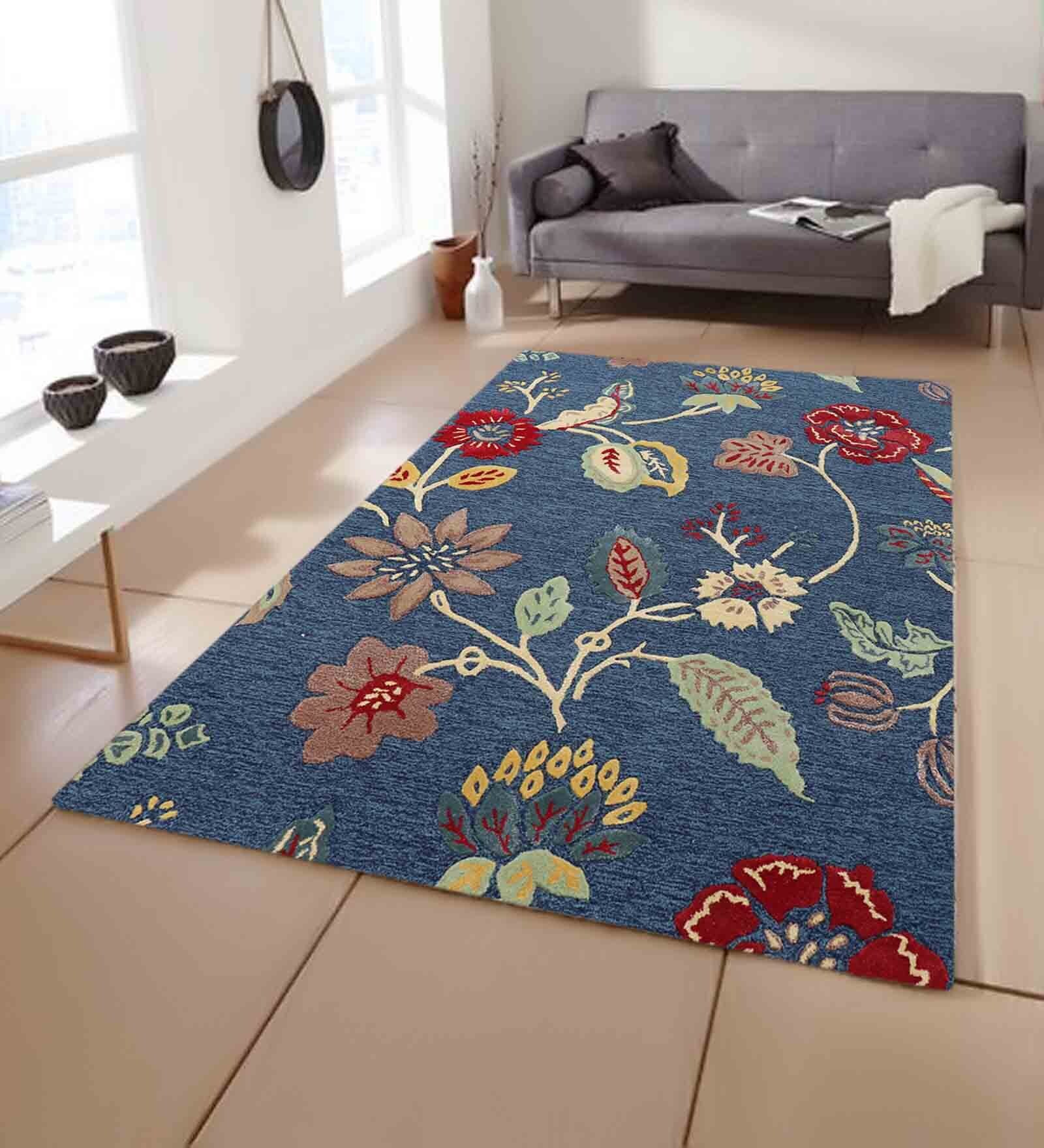 Blue Floral Wool 5 ft x 7 ft Hand Tufted Carpet