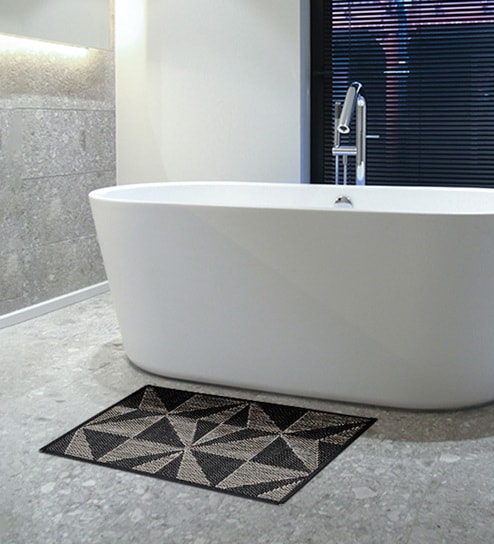 Black & Cream Geometric Polypropylene 24x16 Inches Antiskid Bathmat
