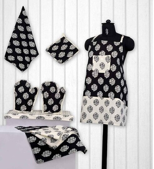 https://ii1.pepperfry.com/media/catalog/product/b/l/494x544/black-and-white-floral-cotton-set-of-8-kitchen-linen-set-by-swayam-black-and-white-floral-cotton-set-iq0huw.jpg