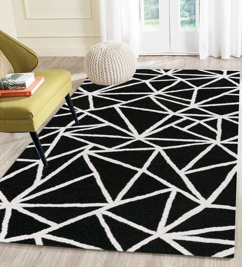 Black Geometrical Wool 4 ft x 6 ft Hand Tufted Carpet