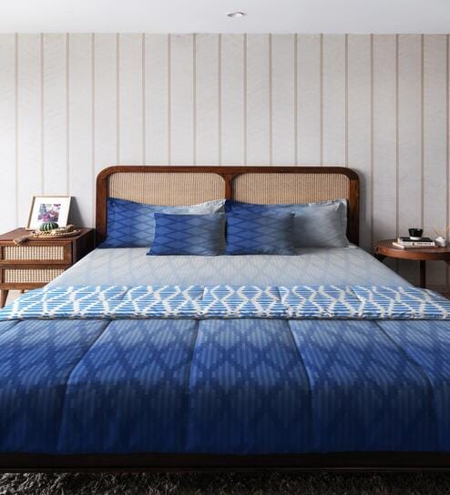 Blue Cotton Geometrical 150 GSM Double Bed Comforter
