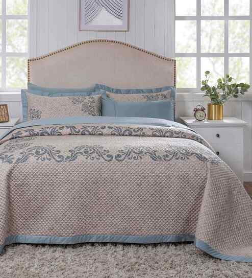 Blue Cotton Polyester Floral Print 145 GSM Double Bed Quilt