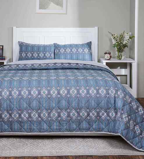 Blue Cotton Polyester Geometric Print 110 GSM Double Bed Quilt
