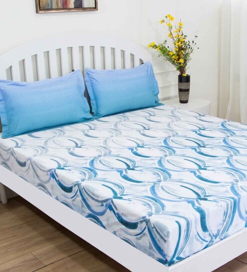 Blue Geometric 144 TC Cotton Queen Sized Bed Sheets with 2 Pillow Covers by GM Fabrics