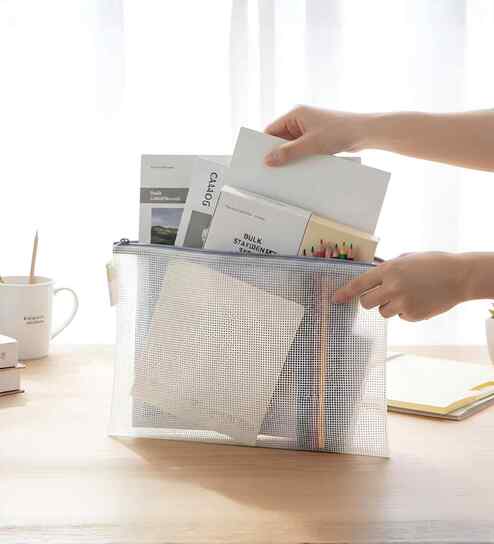 Blue Grande ZiPolypropyleneer Pouch Multipurpose Organizer