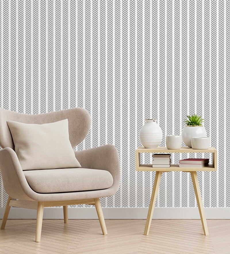 Royal Pattern NonWoven White Striped Wallpaper For Home