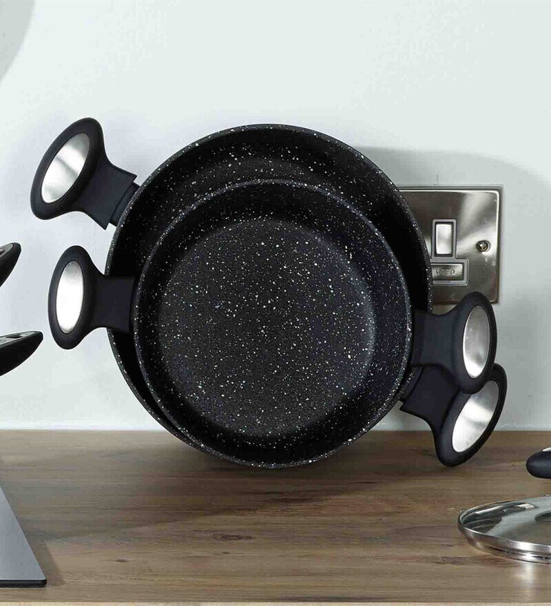 Buy Black Stainless Steel Induction Base 2.1 Ltrs Cooking Pot by Zyliss