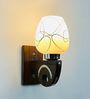 Wooden Novelty Wall Light (Brown)