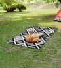 Black Geometrical Polyproylene 4 ft x 6 ft Machine Made Picnic  Mats