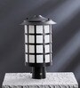 Black Metal Gate Light