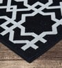 Black Geometric Polypropylene 8 ft x 10 ft Machine Made Carpet