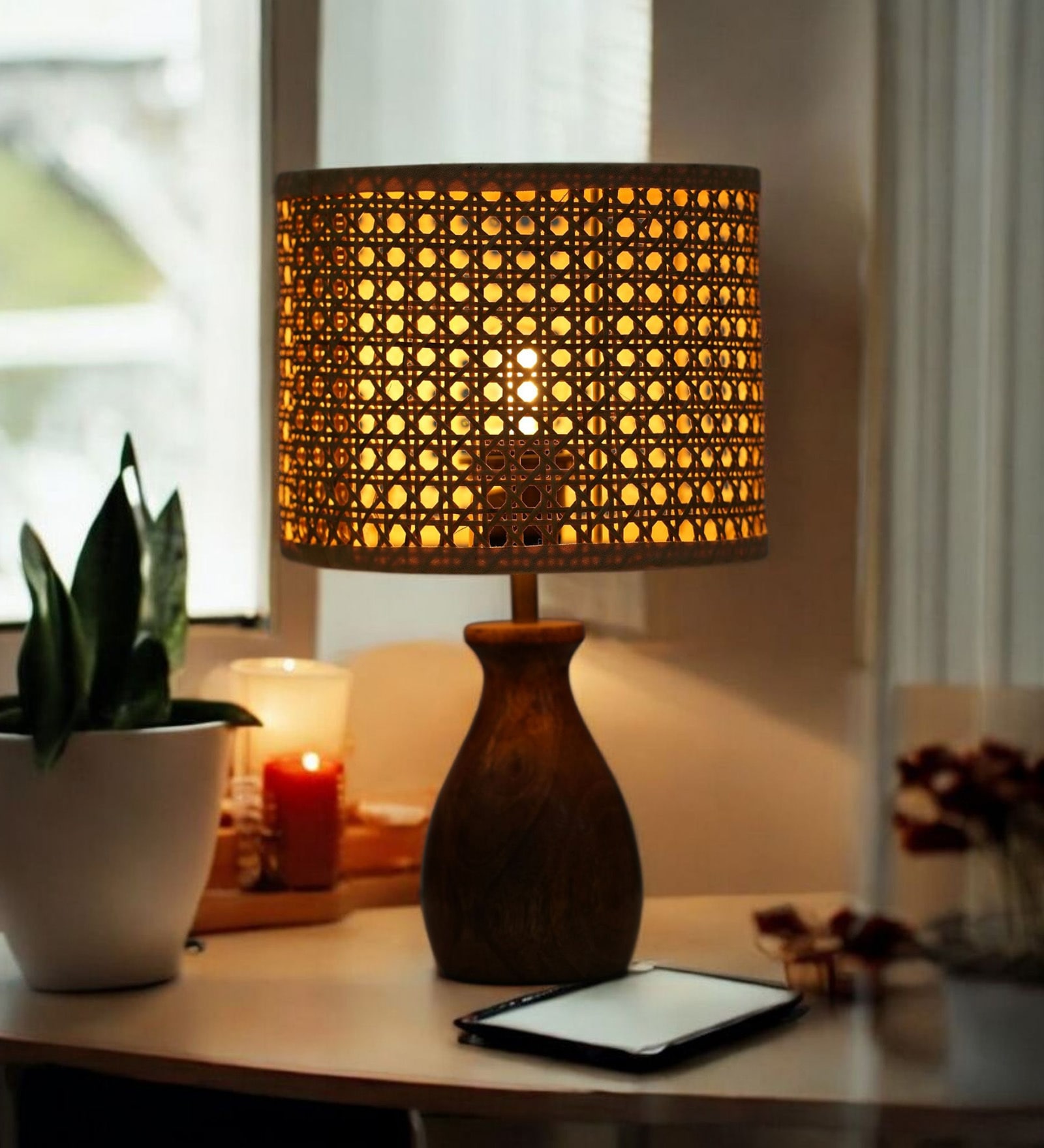 Boho Rattan Lamp
