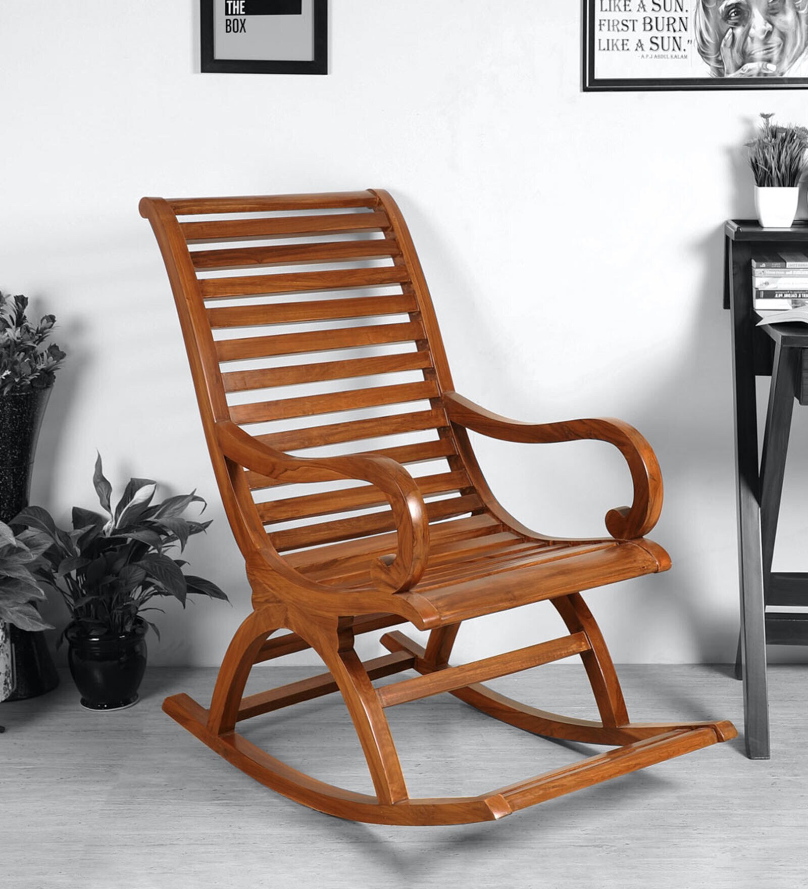 Boston Rocking Chair in Mahogany Finish