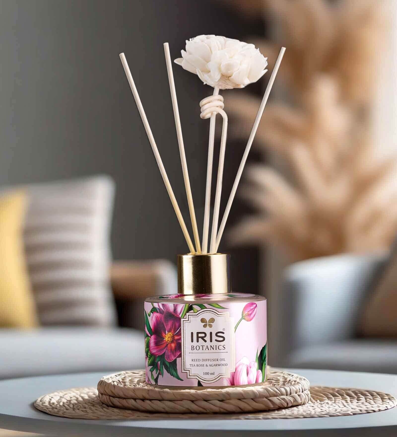 Botanics Reed Diffuser set with 100ml oil and 6 Reed sticks- Fragrance Tea Rose & Agarwood