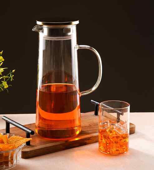 Borocilicate Water Jug Set In Gold Colour With 1 Jug 6 Glasses
