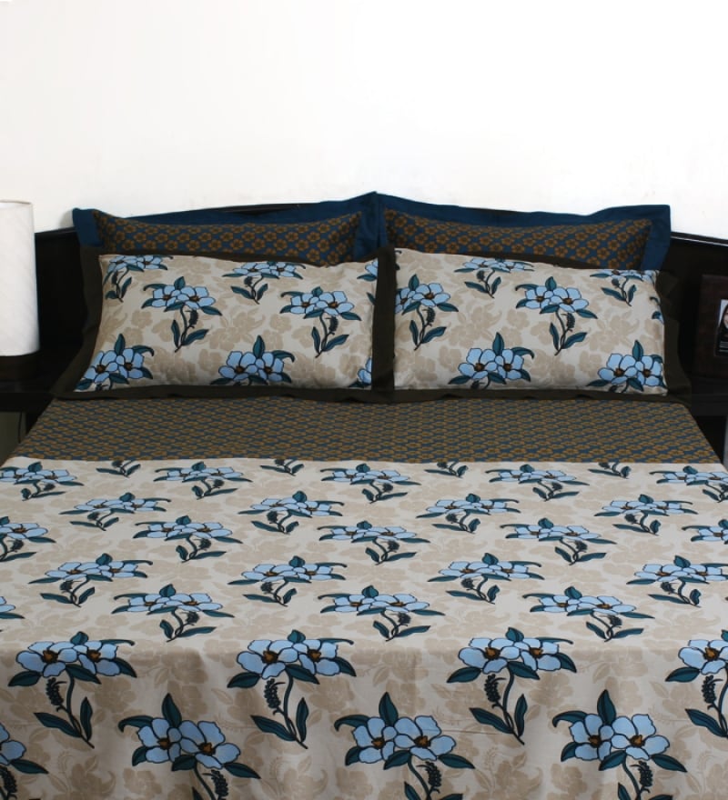 Buy Bombay Dyeing Blue Flowers King Size Bed Cover with 4 Pillow Covers