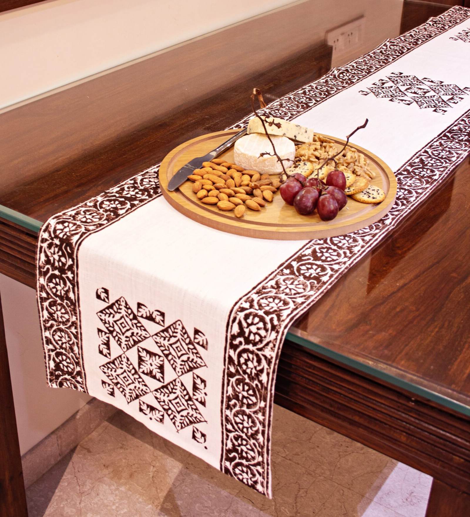 Golnaz (72x13) Brown & White Cotton Table Runner