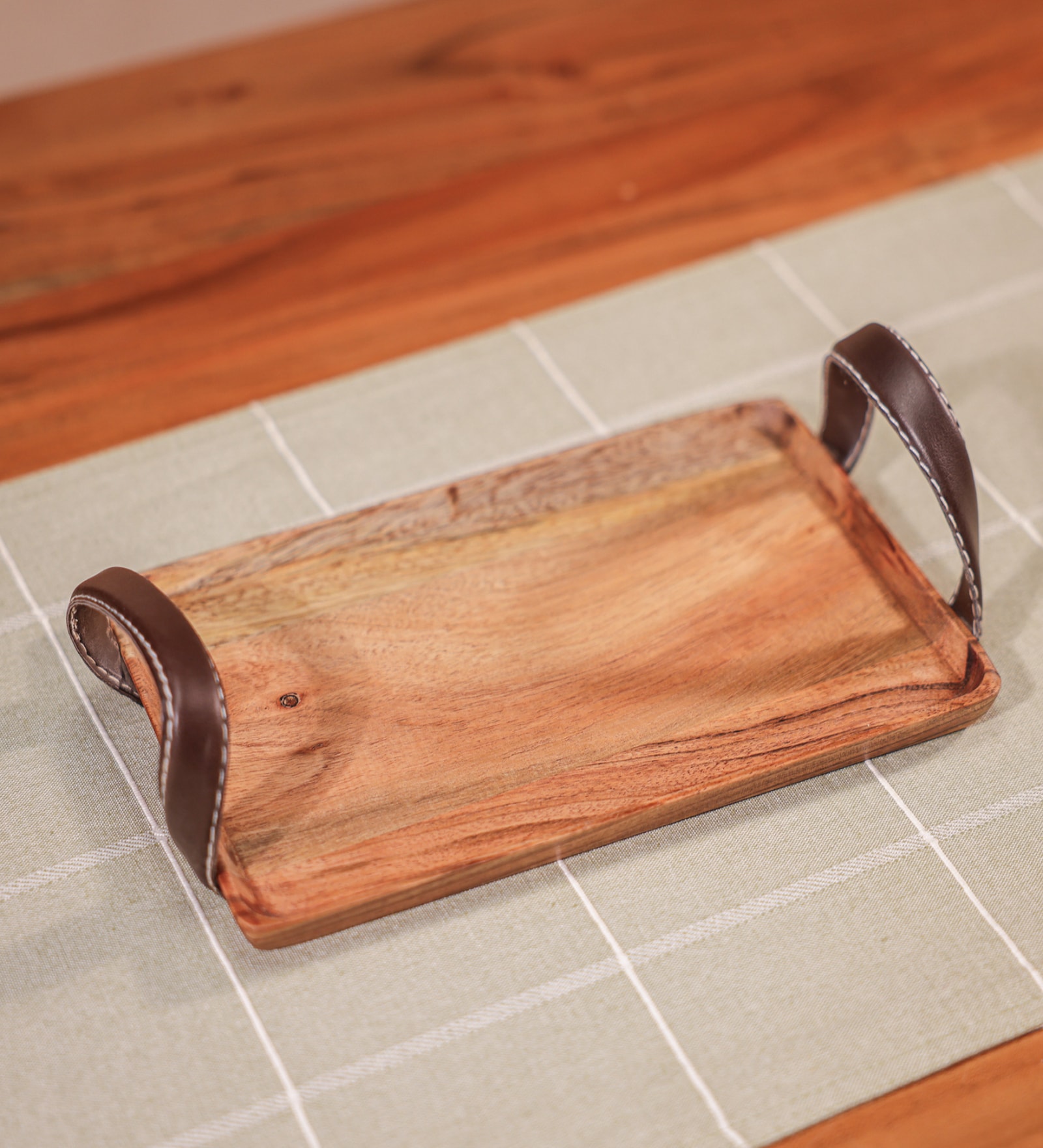Brown Acacia Wood Serivng Tray