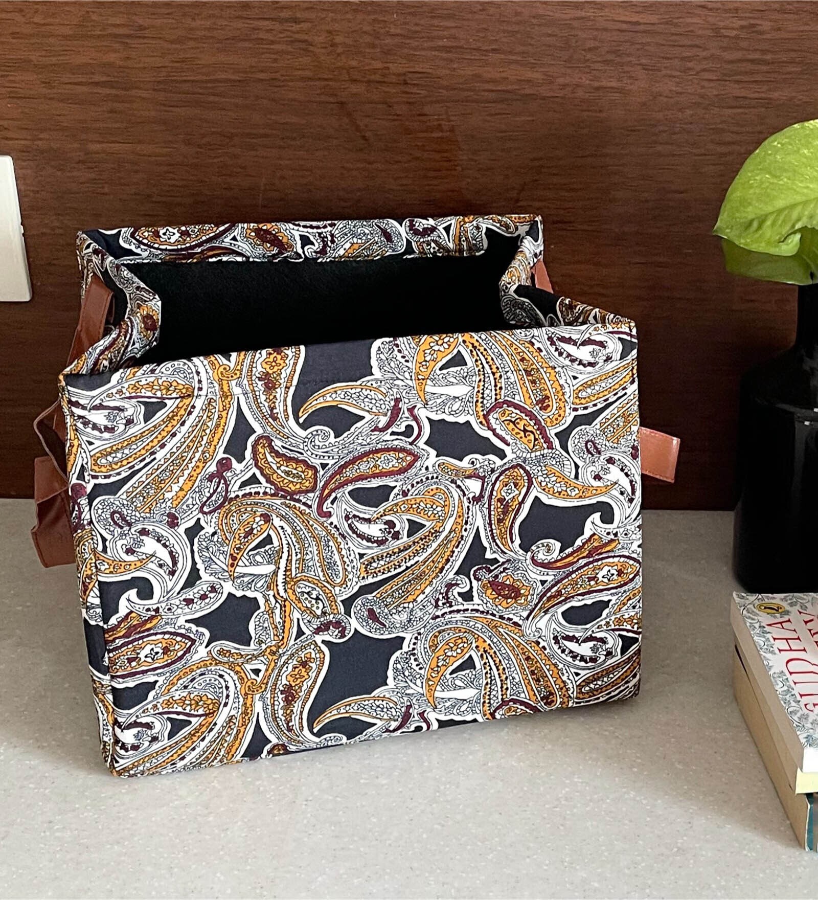 Brown and Black Cotton Foldable Cloth Organiser