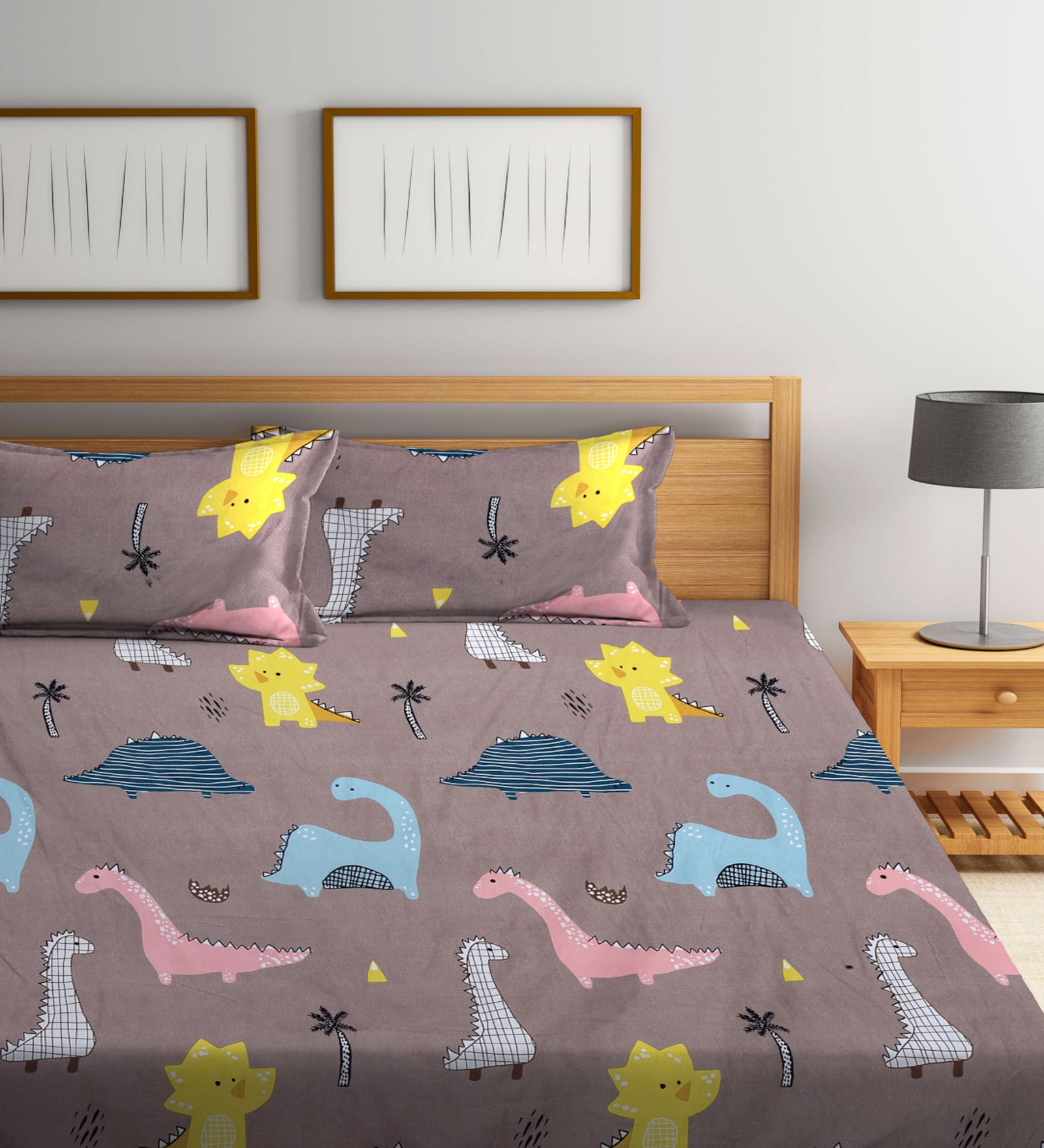 Brown Cartoon 300 TC Cotton Blend Double Bedsheet With 2 Pillow Covers