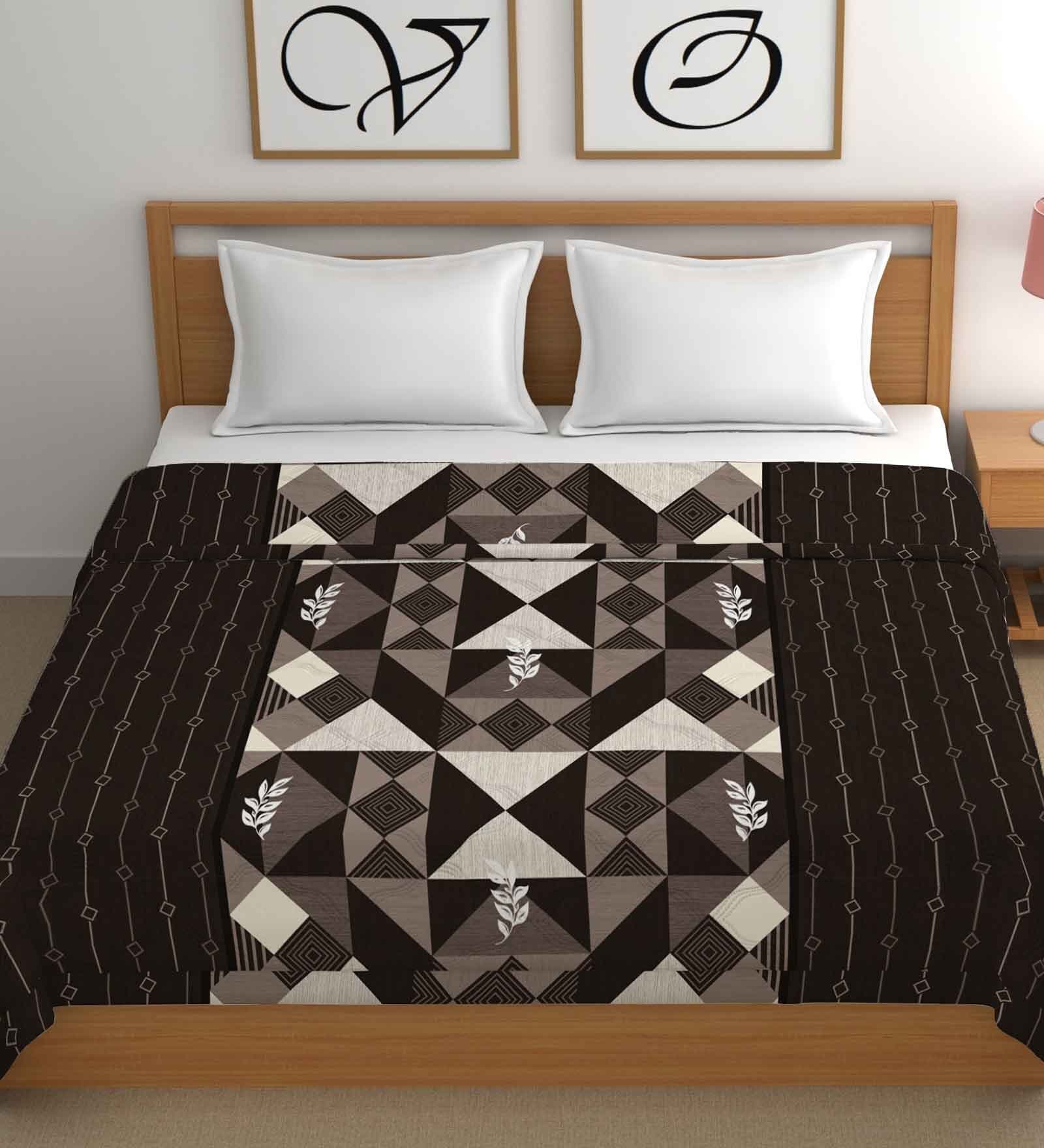 Brown Cotton Geometrical 400 GSM Double Bed Comforter